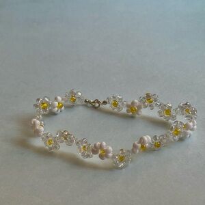 Cute Floral Beaded Bracelet